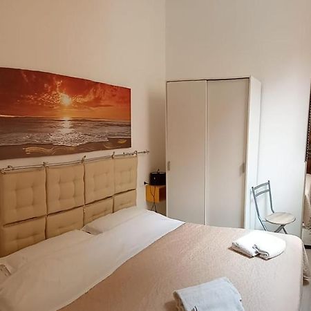Roberto Guest House 카스텔라마레델골포 외부 사진