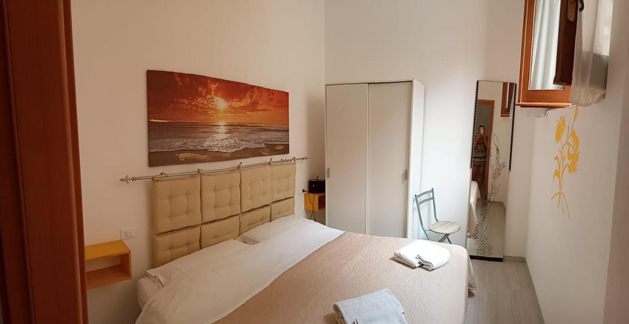 Roberto Guest House 카스텔라마레델골포 외부 사진